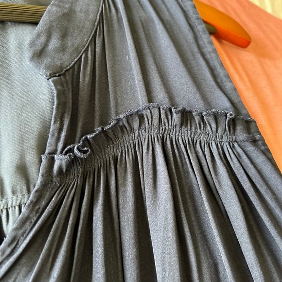 Lane Bryant Swing V-Neck Shell - Picture 4 of 6